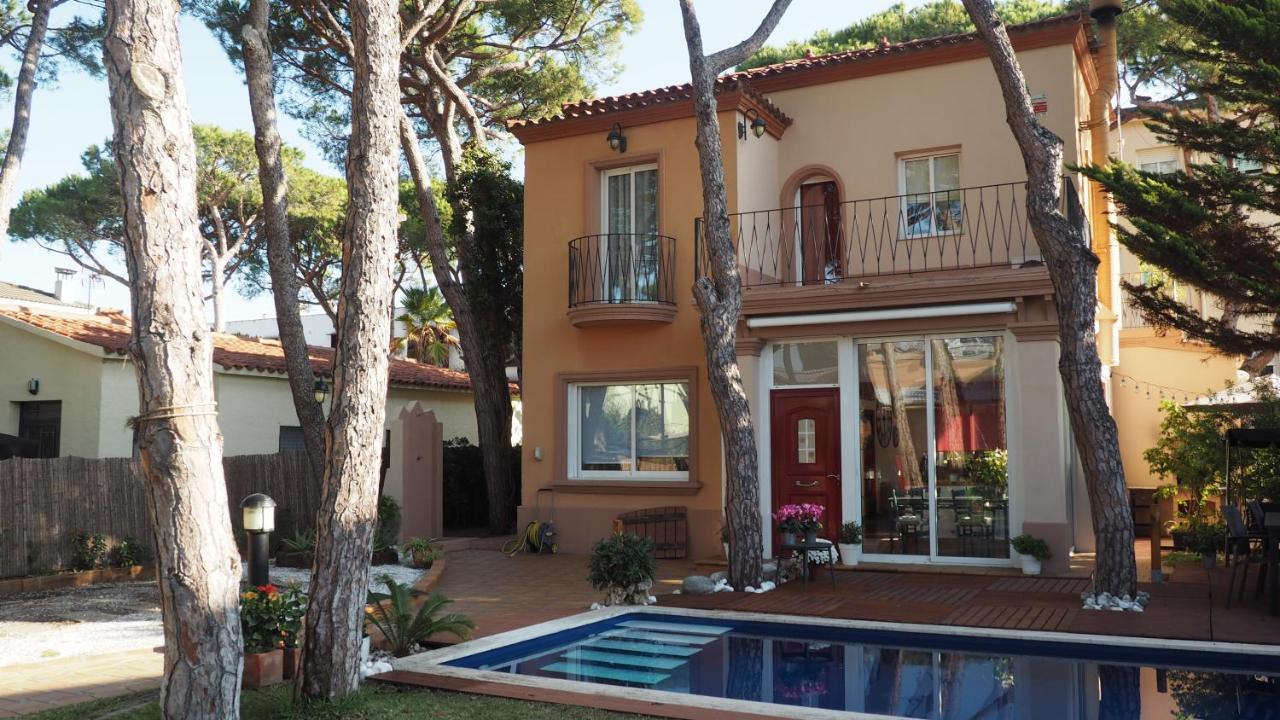 Villa Bella Estanca Кастелдефелс Екстериор снимка