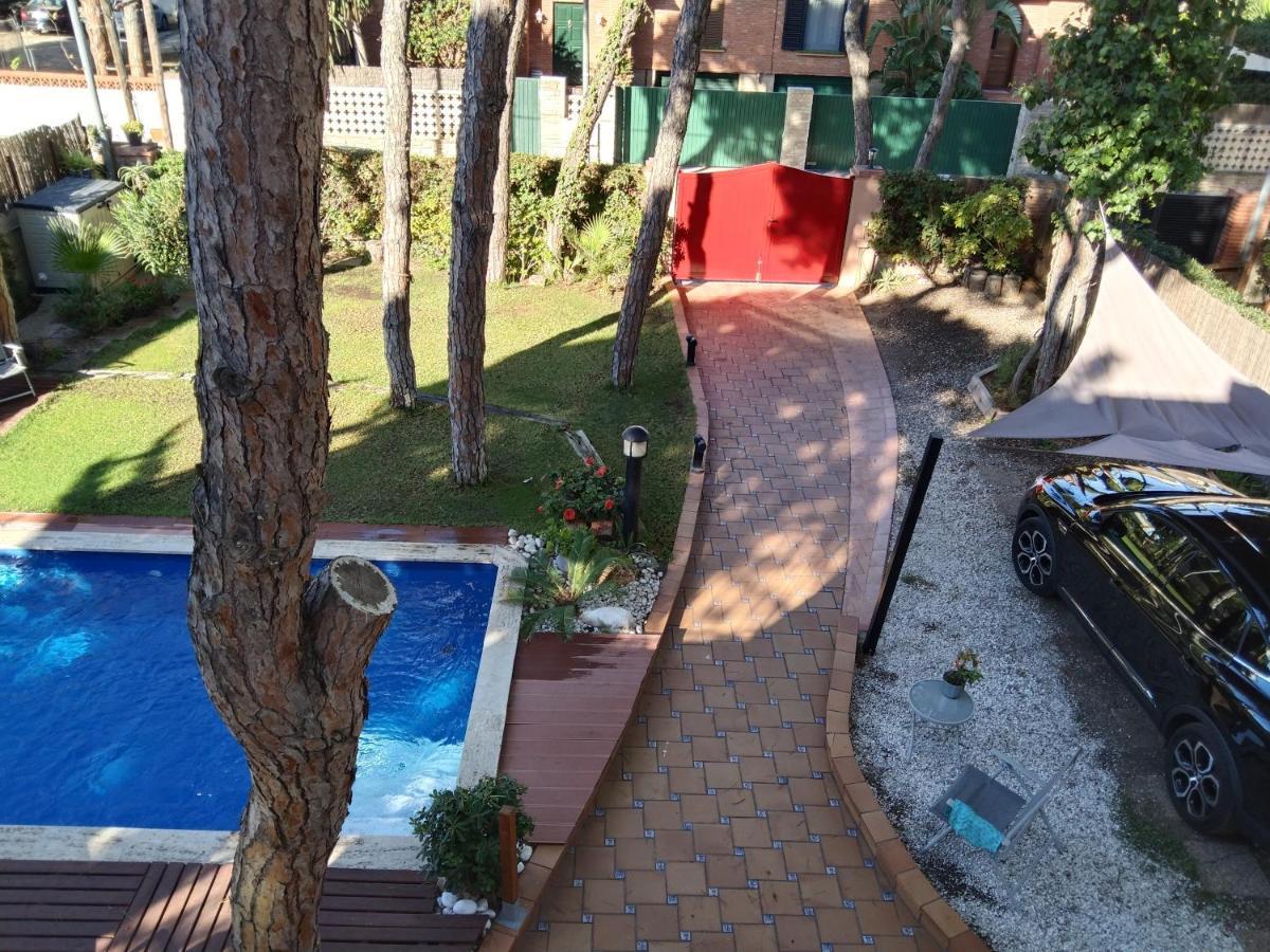 Villa Bella Estanca Кастелдефелс Екстериор снимка